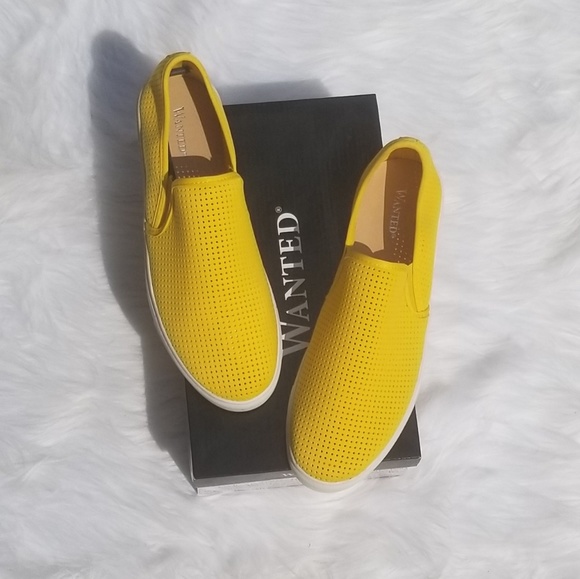 NIB Pour The Lemonade 🍋 Fashion Sneakers - Picture 3 of 6